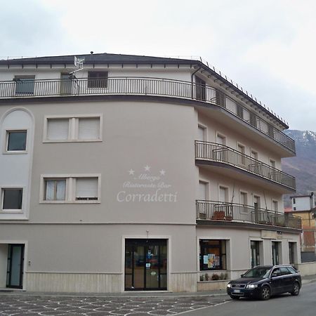 Albergo Corradetti Castel Di Sangro Exterior photo