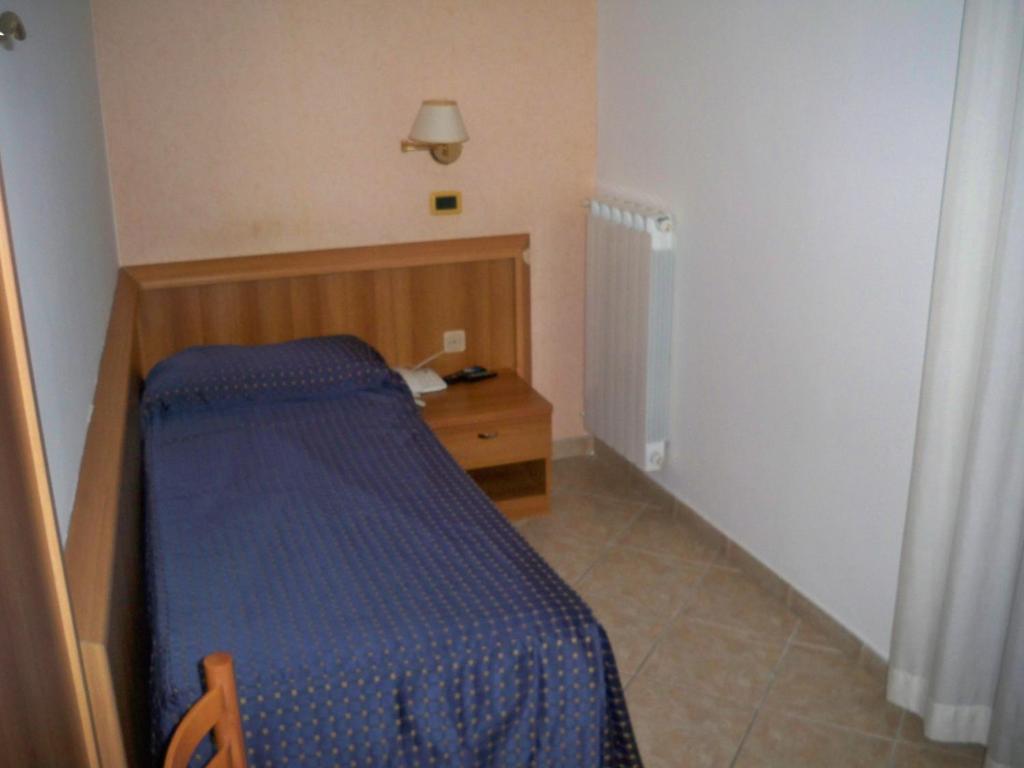 Albergo Corradetti Castel Di Sangro Room photo